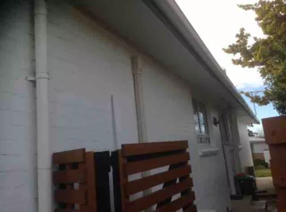 Simon - 1960's Brick Home